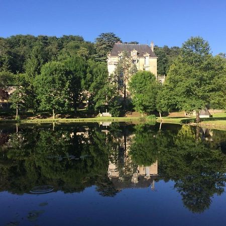 Saint-Paterne-Racan Gite Familial Chateau La Roche Racan מראה חיצוני תמונה