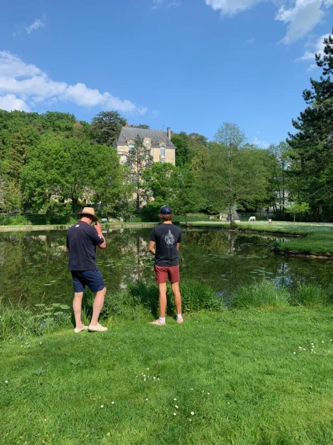 Saint-Paterne-Racan Gite Familial Chateau La Roche Racan מראה חיצוני תמונה