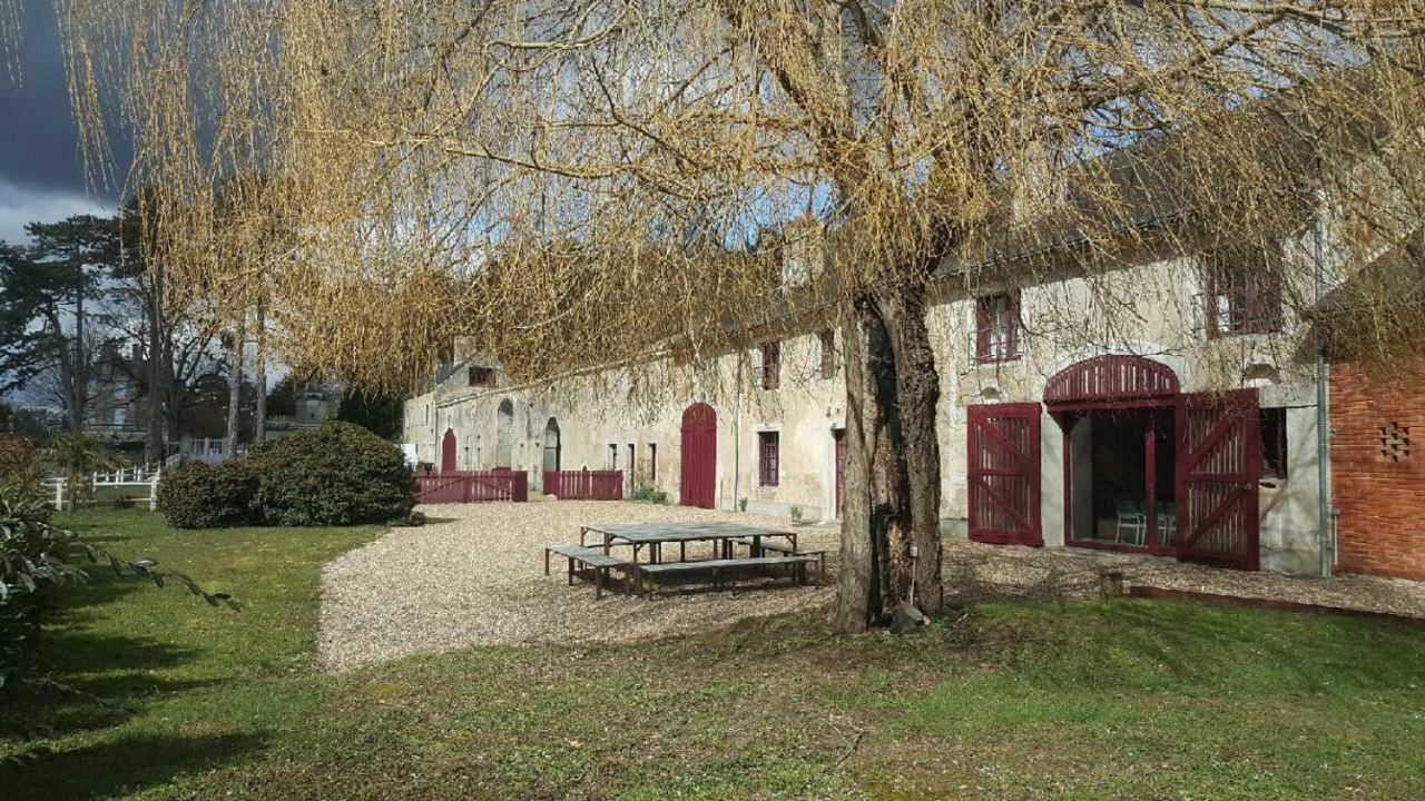 Saint-Paterne-Racan Gite Familial Chateau La Roche Racan מראה חיצוני תמונה
