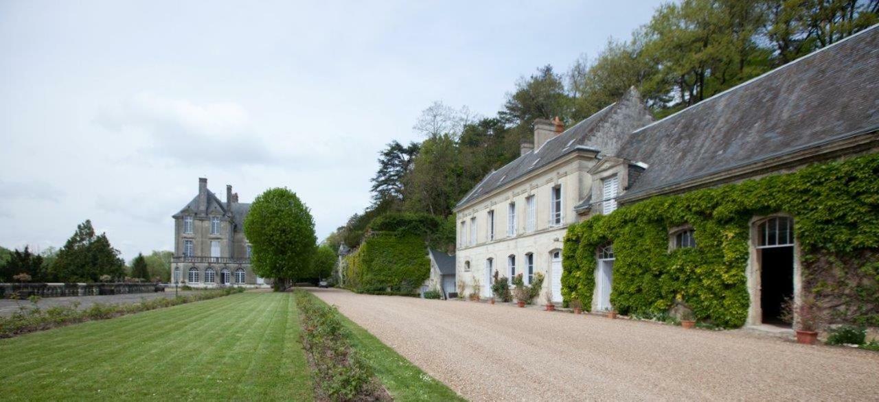 Saint-Paterne-Racan Gite Familial Chateau La Roche Racan מראה חיצוני תמונה
